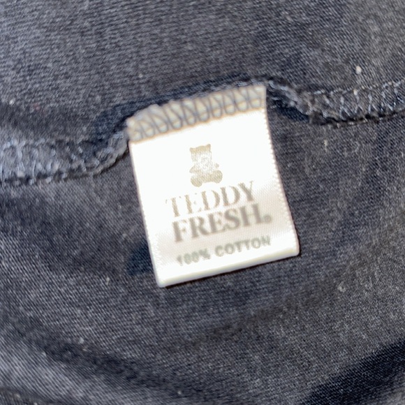 Teddy Fresh need a hug TEE - Mens medium 
Like new condition - Picture 5 of 5